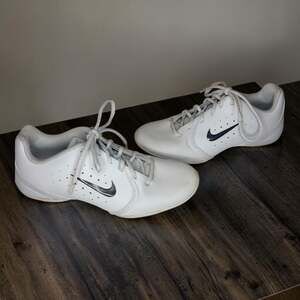 Nike Women's Sideline III Insert Cheerleading Shoes White Black Silver Size 8.5